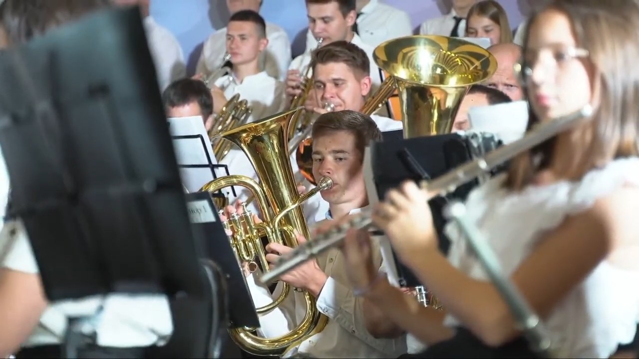 девушки на флейте